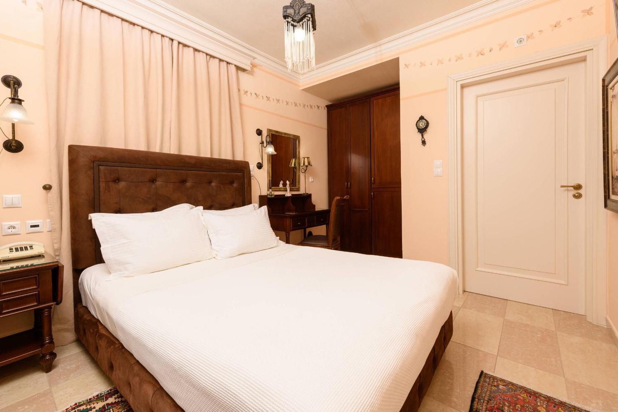 Enavlion Hotel Chrysi Ammoudia Exterior photo