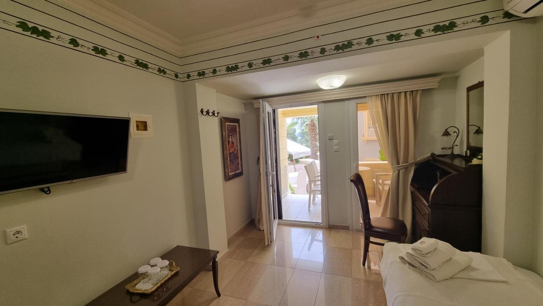 Enavlion Hotel Chrysi Ammoudia Exterior photo