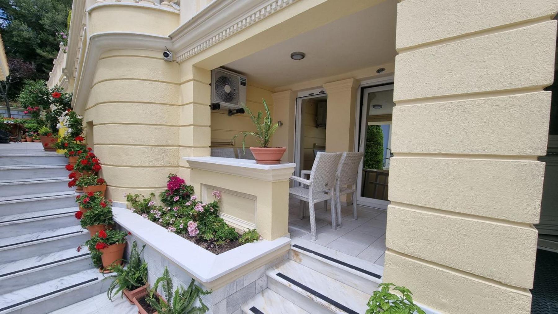 Enavlion Hotel Chrysi Ammoudia Exterior photo